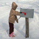 989112_checking_the_mail